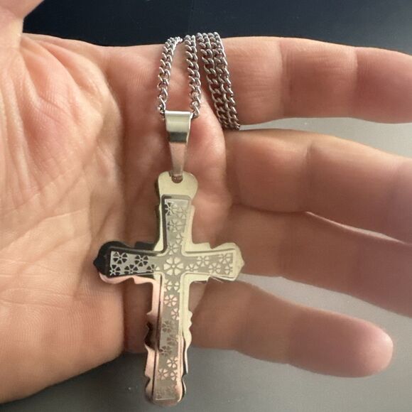 Stainless Steel Cross Pendant 24 Inch Chain Necklace Jesus Christ Faith Prayer - Picture 5 of 6